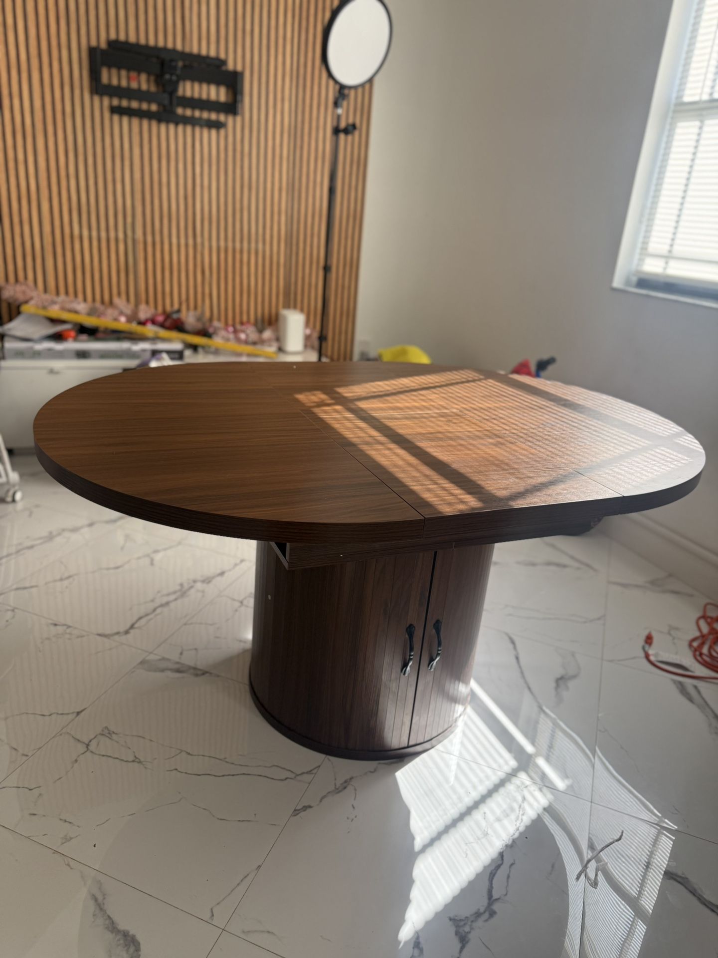 Mesa De Madera ( wooden Table ) 