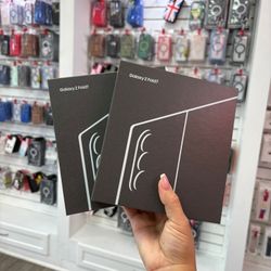 Z Fold 7 Brand New Sealed 512gb! Financing Available Only 50 DOWN‼️
