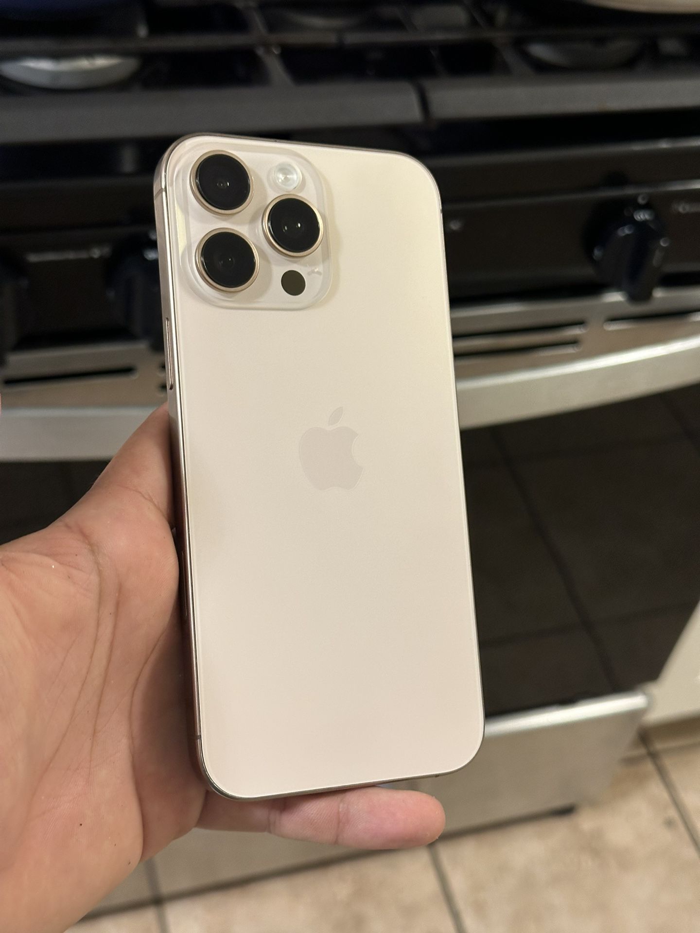 iPhone 16 Pro Max 512GB - T-Mobile / MetroPCS / Sprint