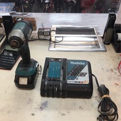 Makita XDT13 Impact  Driver