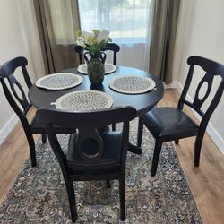 5 Piece Dinning Table 