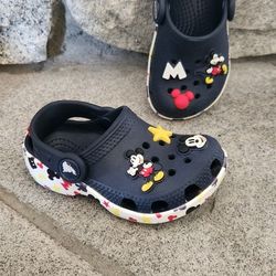 Micky Mouse  Crocs Size 6 Toddler 