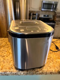 Frigidaire 15 Program Automatic Bread Maker, Stainless Black EBRM100-SSBLACK