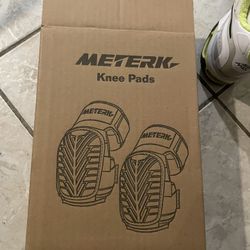 Meterle Knee Pads Brand New For $20.00