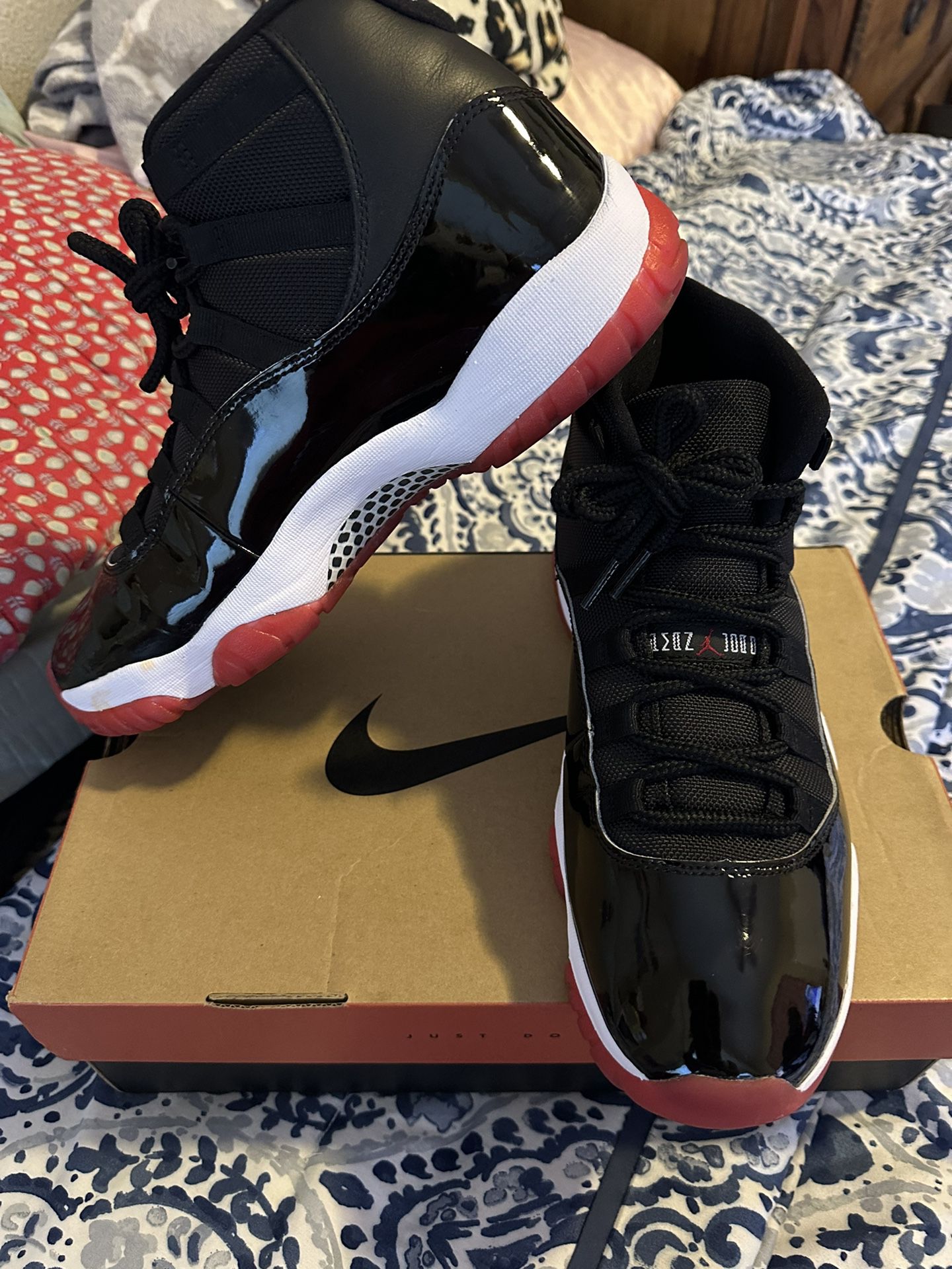 $275 Today Only Size 10.5 Air Jordan 11 BREADS