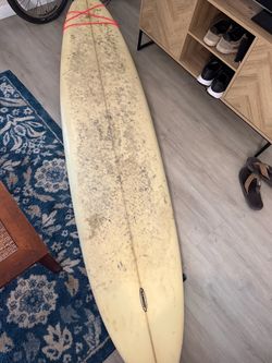 Surfboard 8’