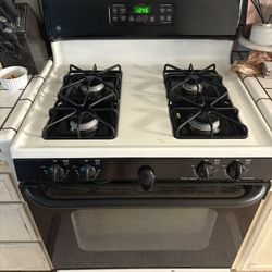 Gas Range/oven And Microwave