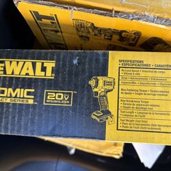 DEWALT 1/2” IMPACT WRENCH