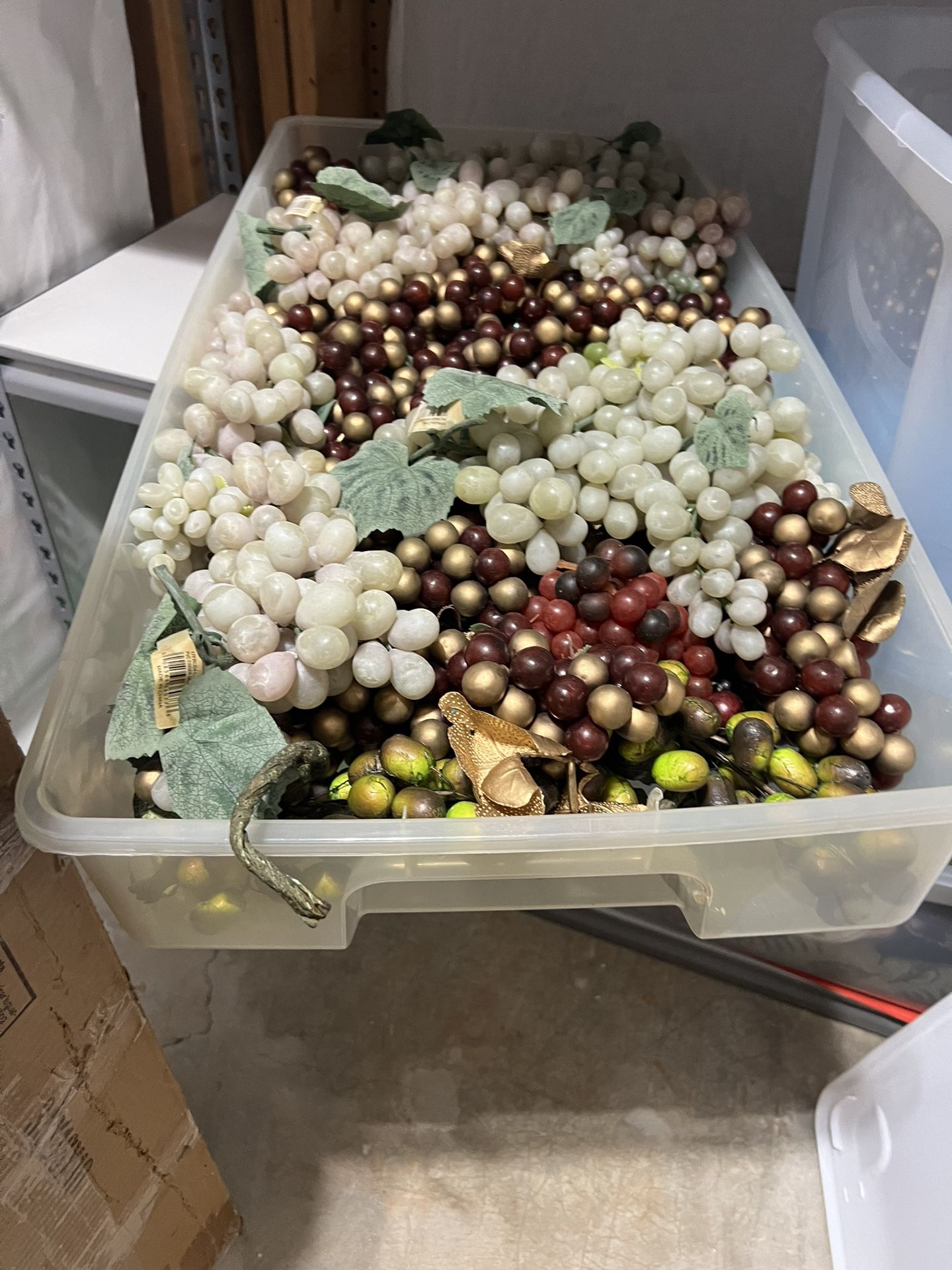 Decorative, Artificial/fake fruit