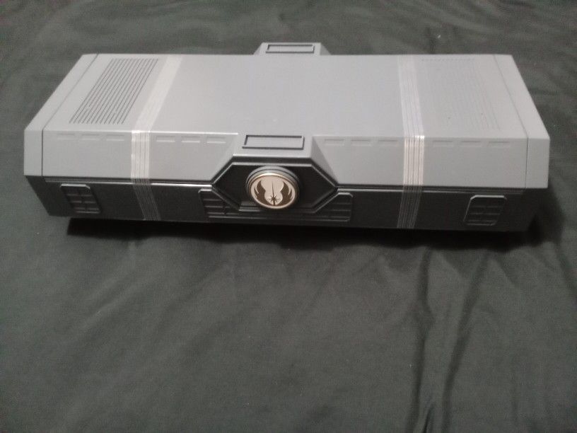 Disney Park Star Wars Galaxy's Edge Stellan Gios Legacy Lightsaber Hilt New 2025