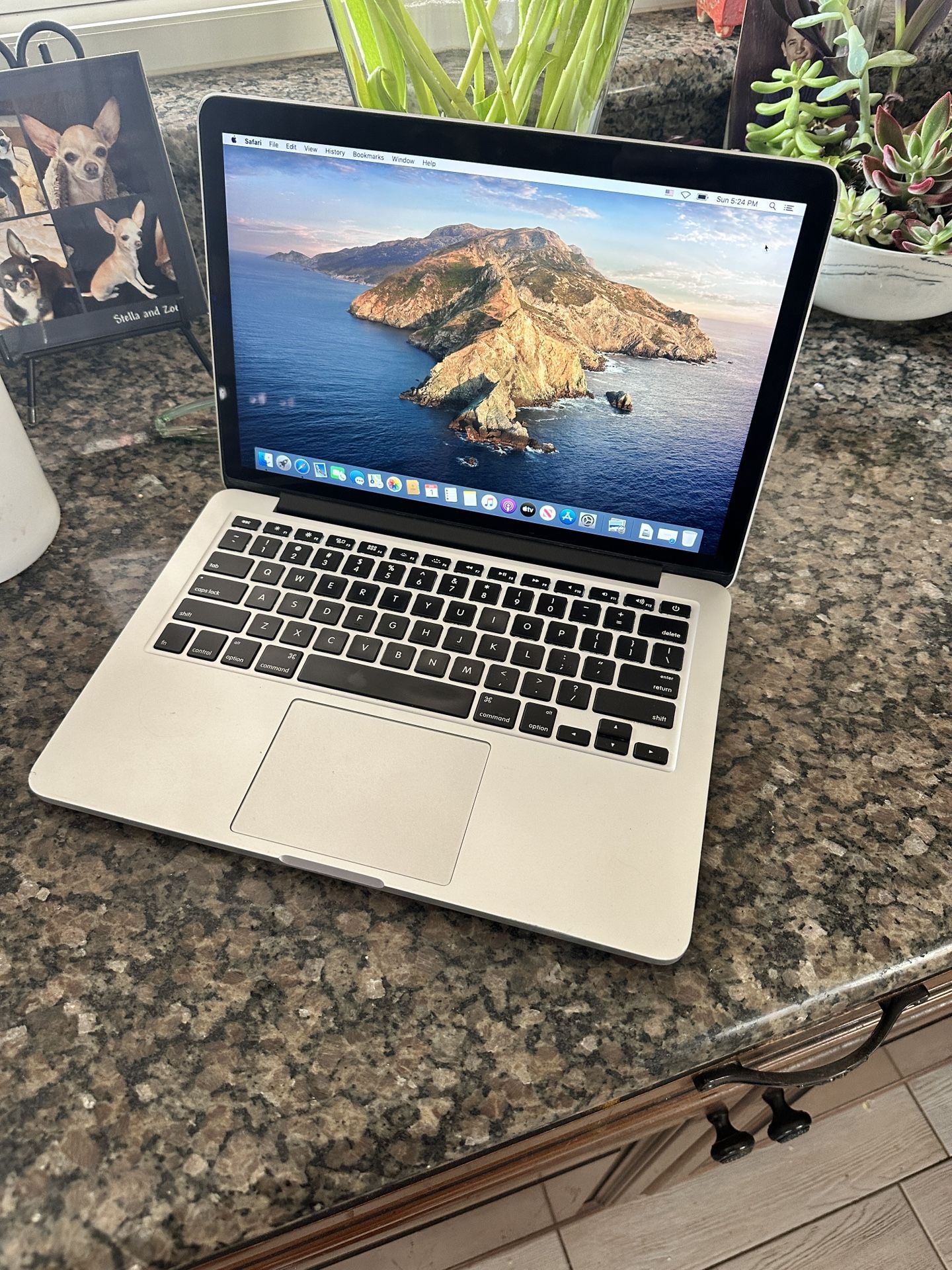 MacBook Pro 2016 W/ Orig. Apple AC Charger