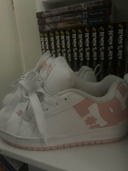 Dc Grafik White and Pink!