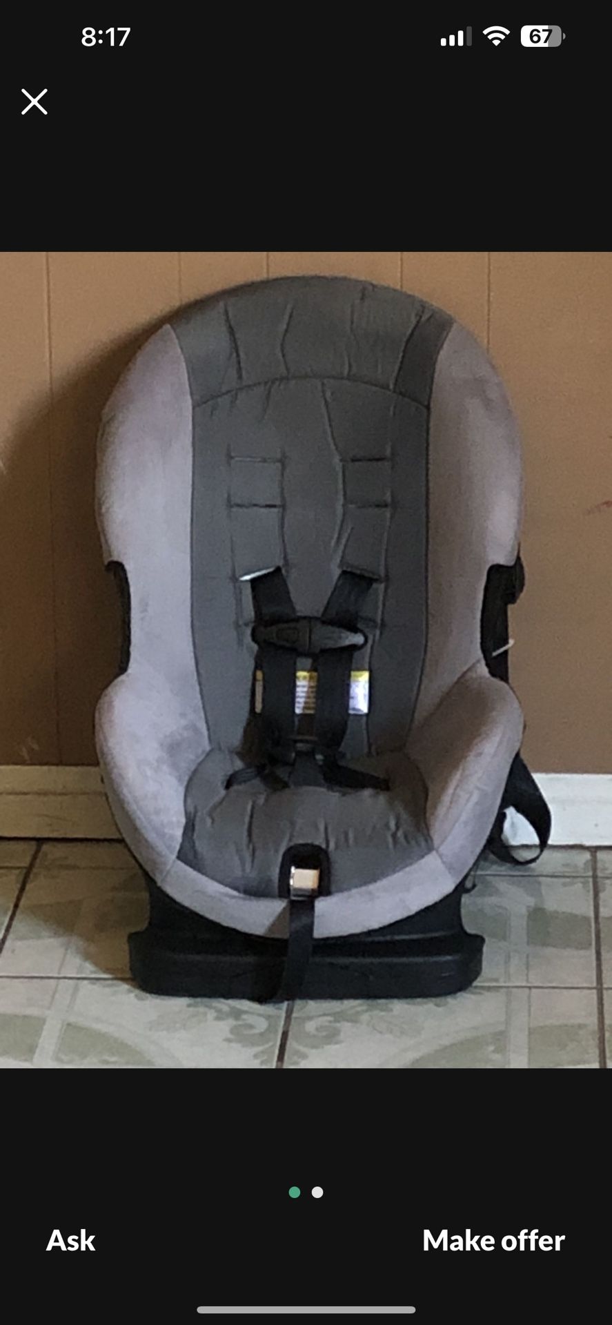 LIKE NEW CONVERTIBLE CAR SEAT !!!!