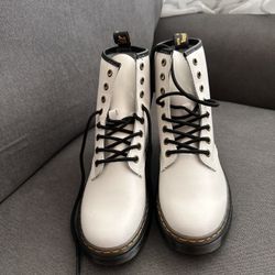 NEW White Lace Up Zavala Doc Martens 