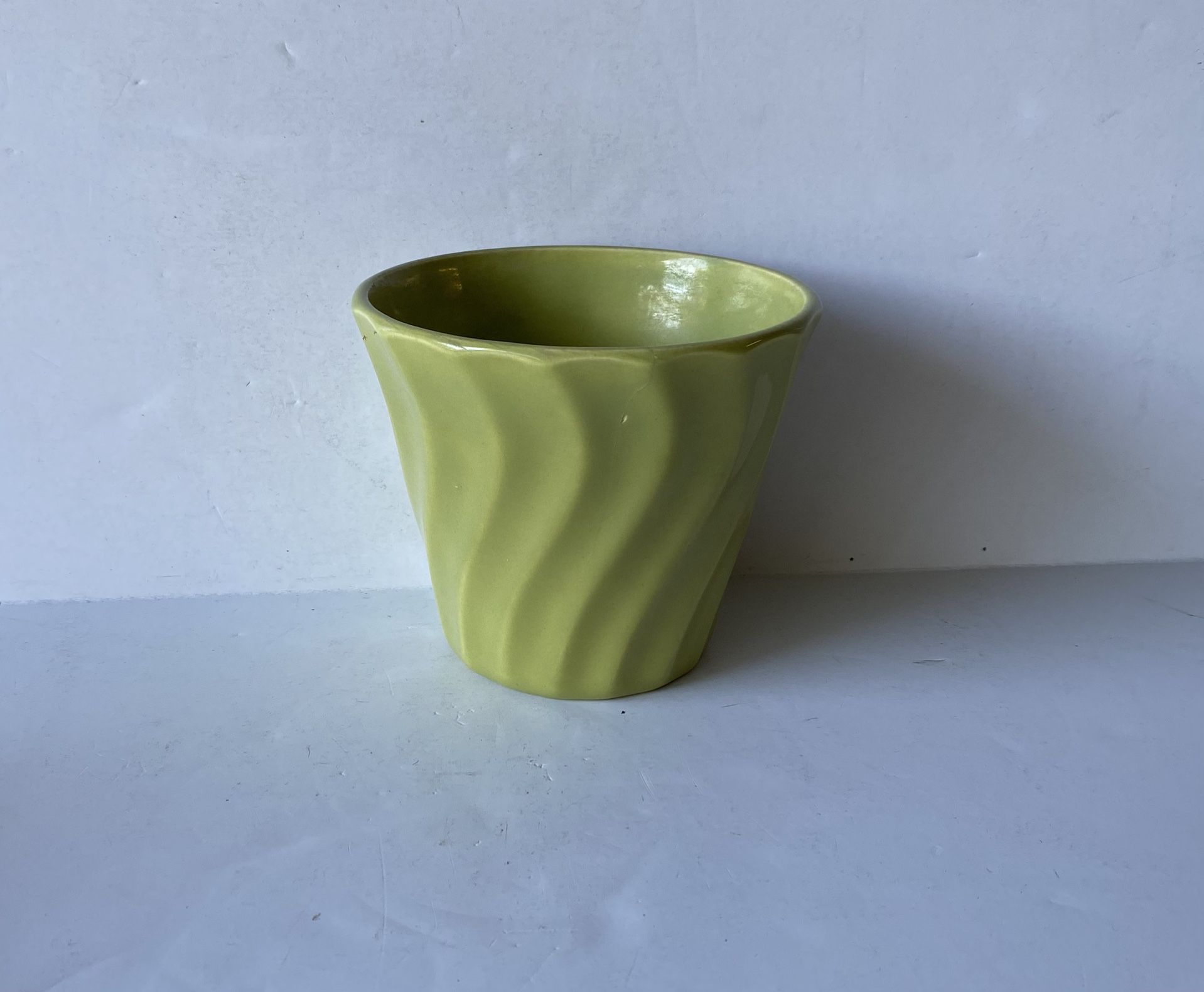 Vintage Bauer California Pottery Lime Green Swirl #4 Planter Flower Pot