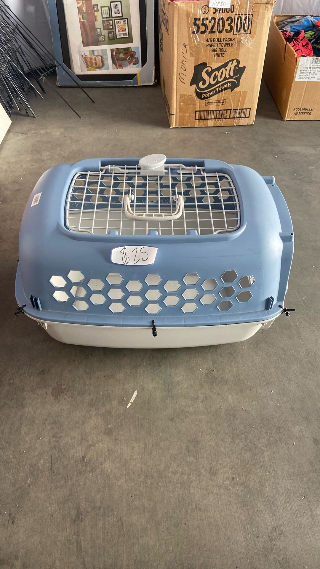 Dog or cat carrier brand new