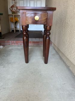 End table/side table