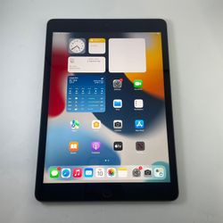 Apple iPad 7th Generation 10.2” Display 32GB Like New Fully Working iOS 16
