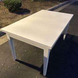 Silestone Table Very Heavy