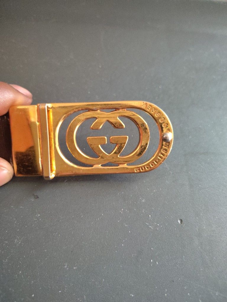 GUCCI -ITALY MOD BELT BUCKLE