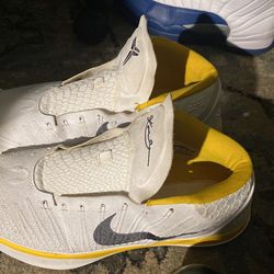 Kobe 942521-115 Size 15.5 08/04/17