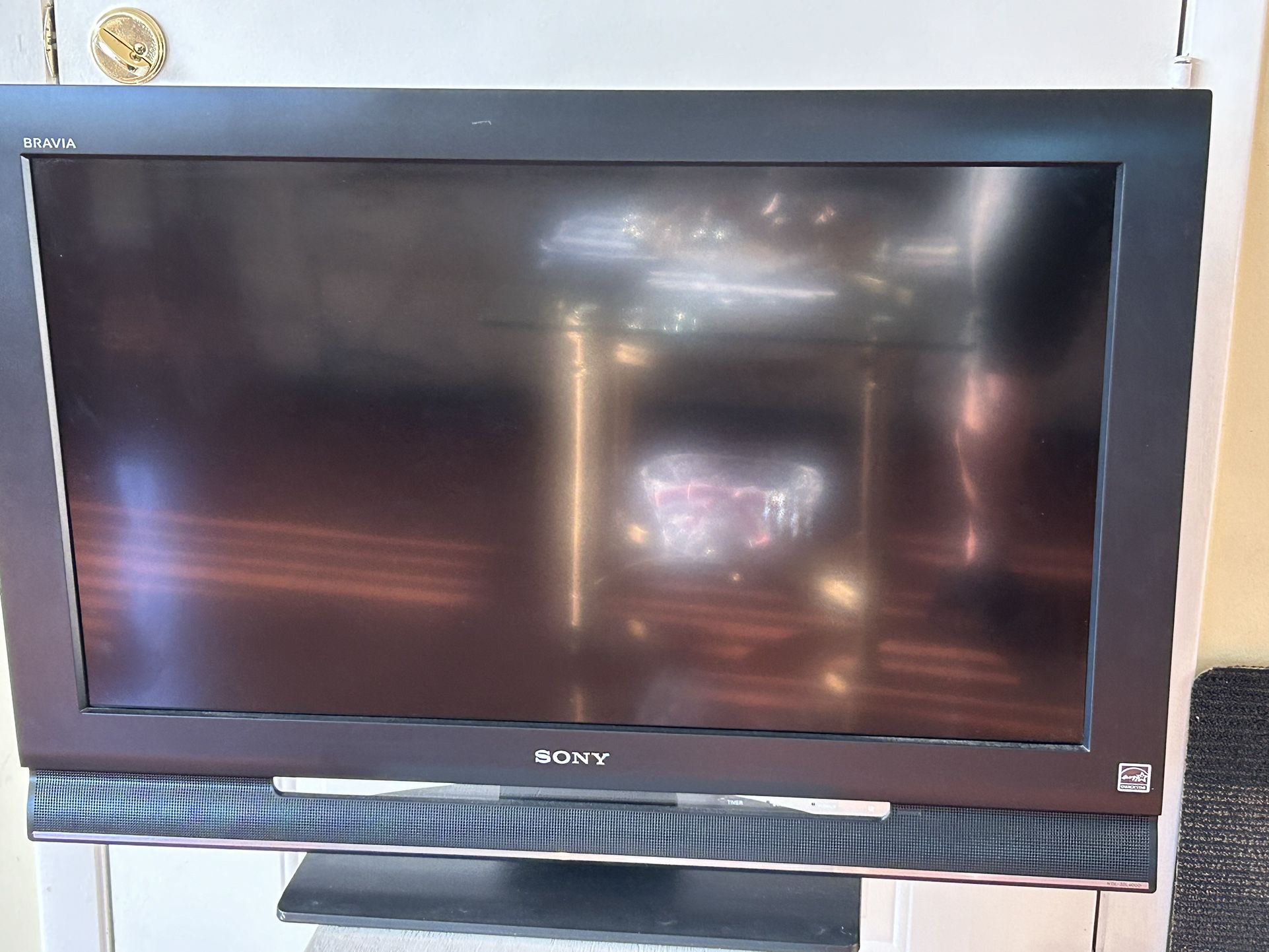 Sony 32”flat Screen 📺 Tv. With Remote