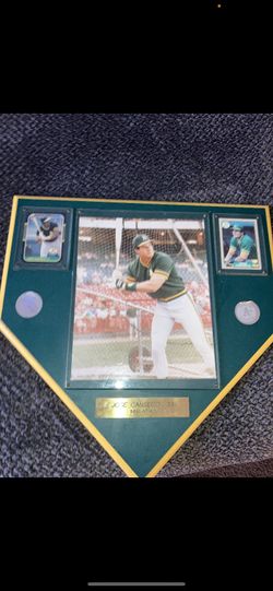 Jose Canesco
