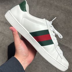 Gucci Mens Ace Sneakers Size 9 men