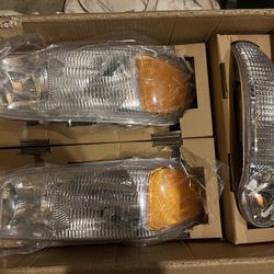 01-06 GMC Denali Headlights 