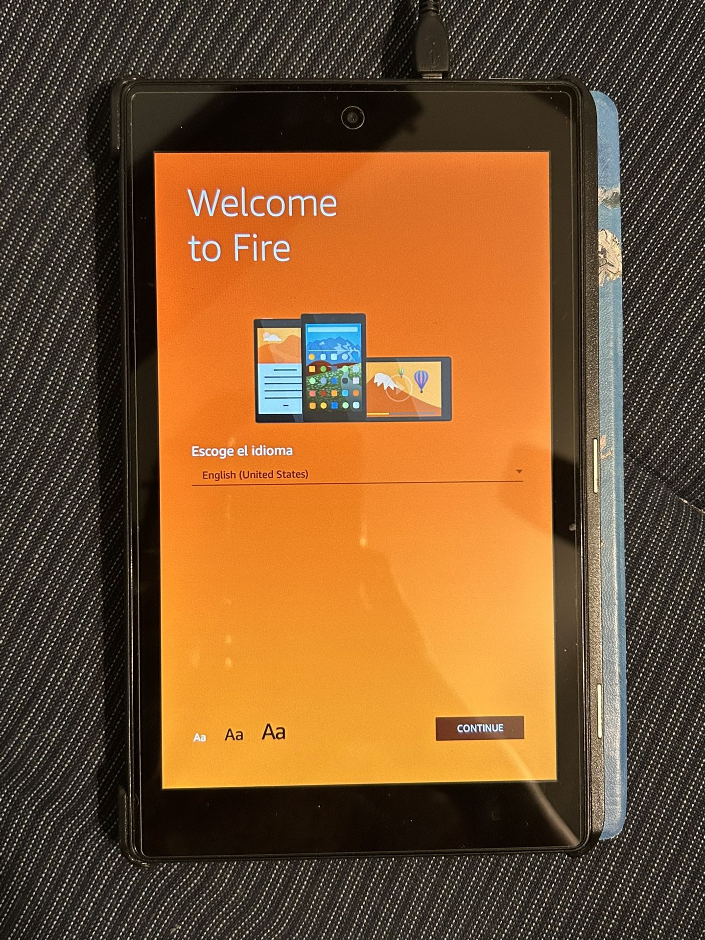 Amazon Fire HD 8 7th Generation 16 GB Tablet with Case and Screen Protector 