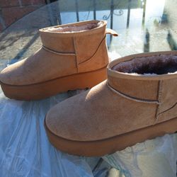 Women's Boots 