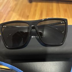 Givenchy sunglasses (unisex)