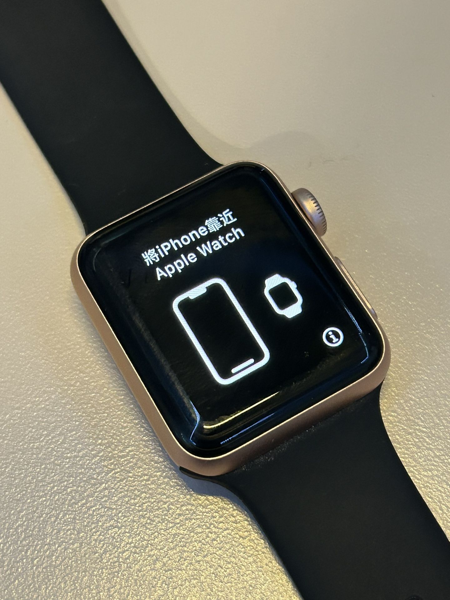 Apple Watch Series 3 (38mm, LTE, Rose Gold) – Excellent Condition