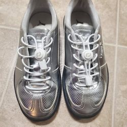 Quuksilver Pumas  Womens 5.5