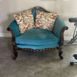 Living Room Set With Coffee Table And Side Table