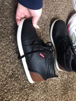 Brand new Levi sneaks