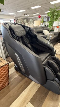 MASSAGE CHAIR