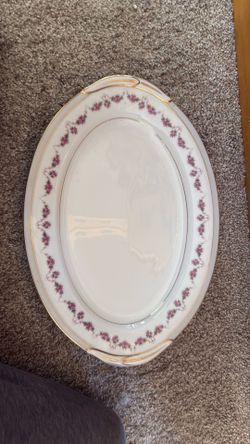 Serving tray