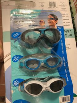 Speedo junior 6-14 new open box