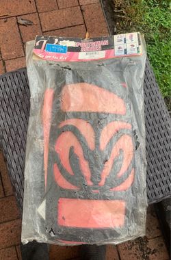 Dodge Ram 02-03 Big Horns Sportsman Series 27703 Tail Light Covers New was lost in shop supplies