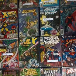 16  X  DC /MARVEL/COMICS. VINTAGE COLLECTIBLES 