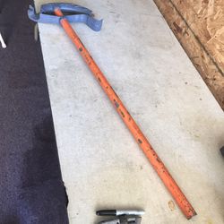 Pipe bending tool