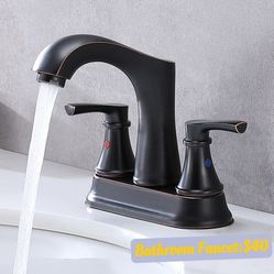 Centerset Bathroom Faucet with Drain Assembly