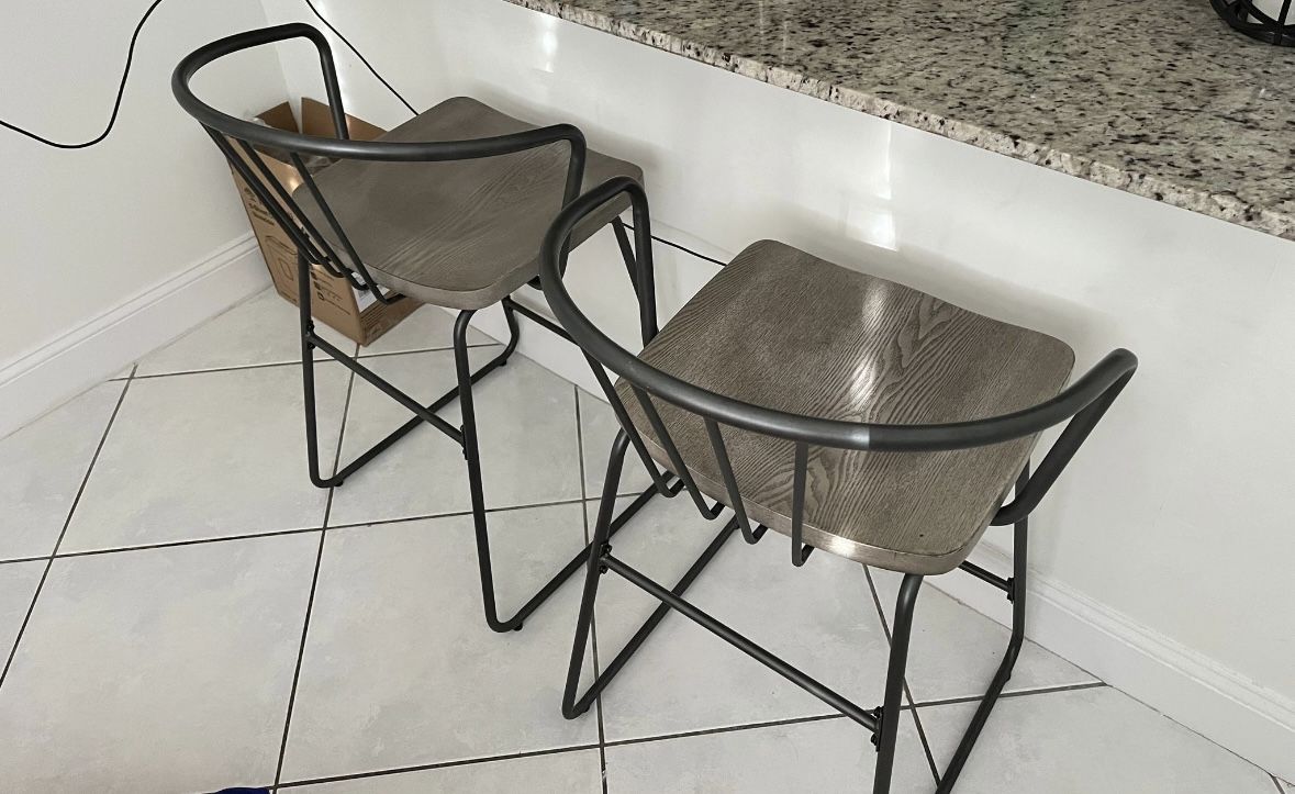Counter-height Stools