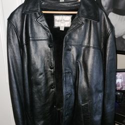 Leather jacket heavy quality Is size 3X