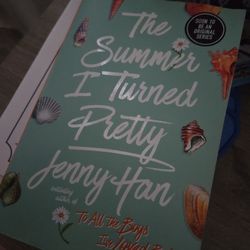 Book: The Summer I Turned Pretty by Jenny Han