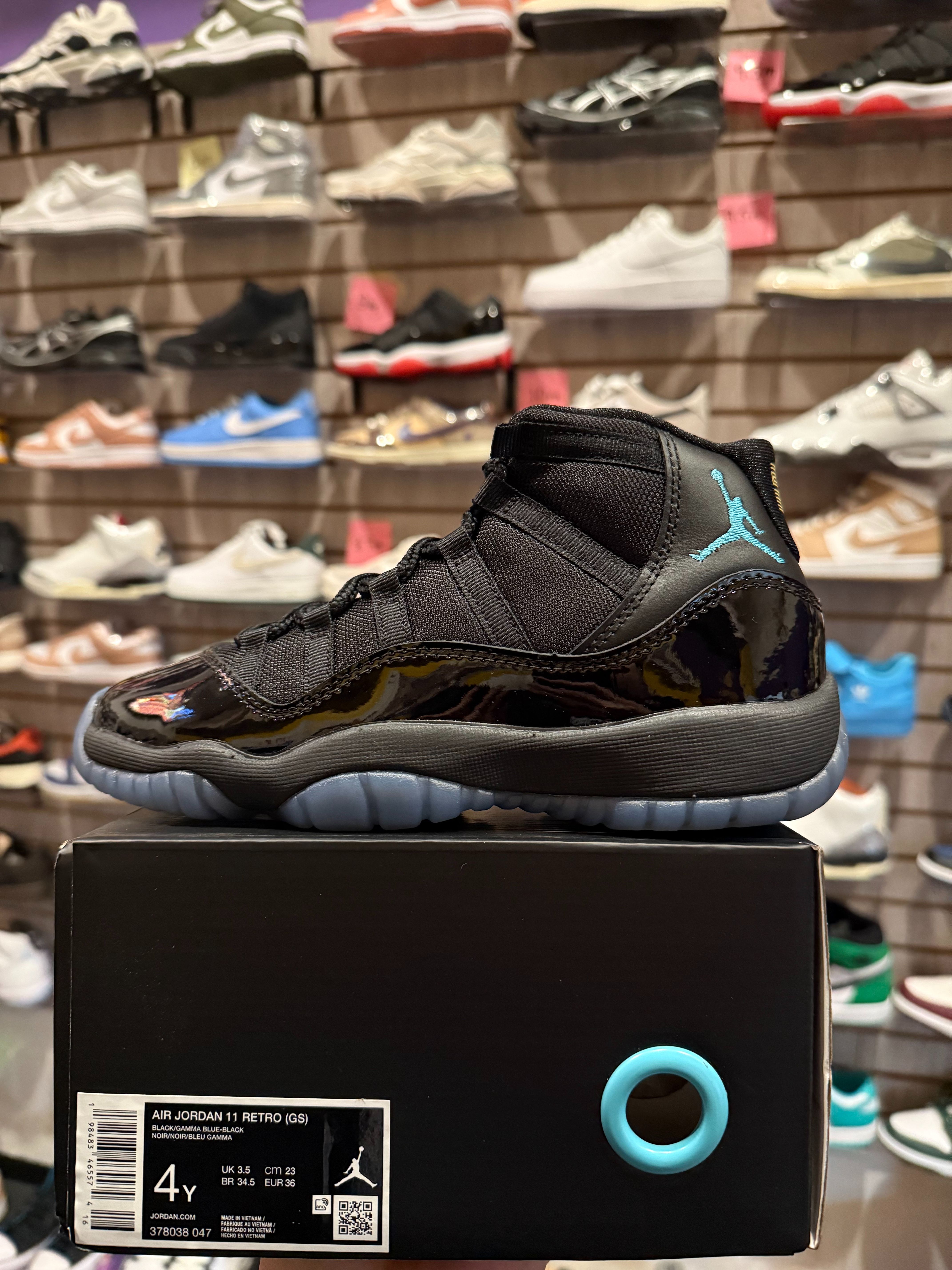 Jordan 11 Gamma BLUE 10.5M