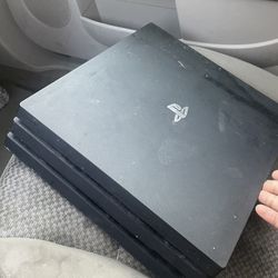 PLAYSTATION 4 PRO 