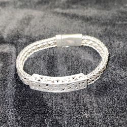 Ladies sterling silver bracelet