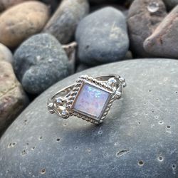 🪴 Vintage .925 Silver Blue Moonstone Ring ~ New! $15
